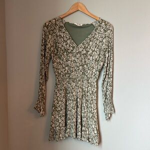 Juniors size large dress, green and white